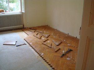 Untergrundvorbereitung bei Parkett